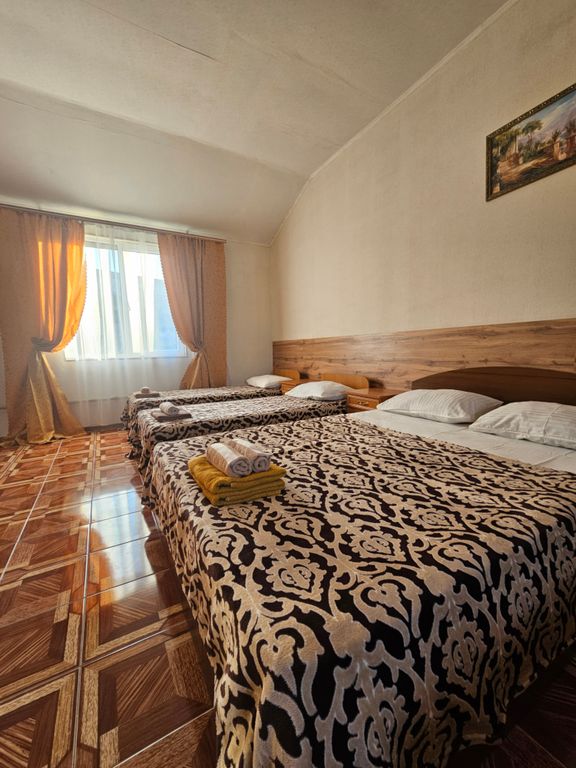 Алан — Семейный номер 5--местный