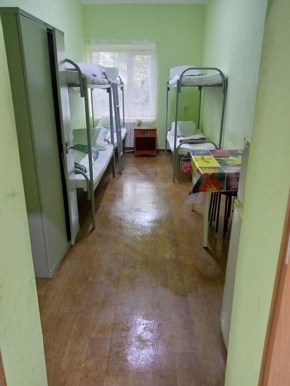 Царицыно на Радиальной — Многоместный смешанный номер 6-ти местная мужская комната (1 корпус)