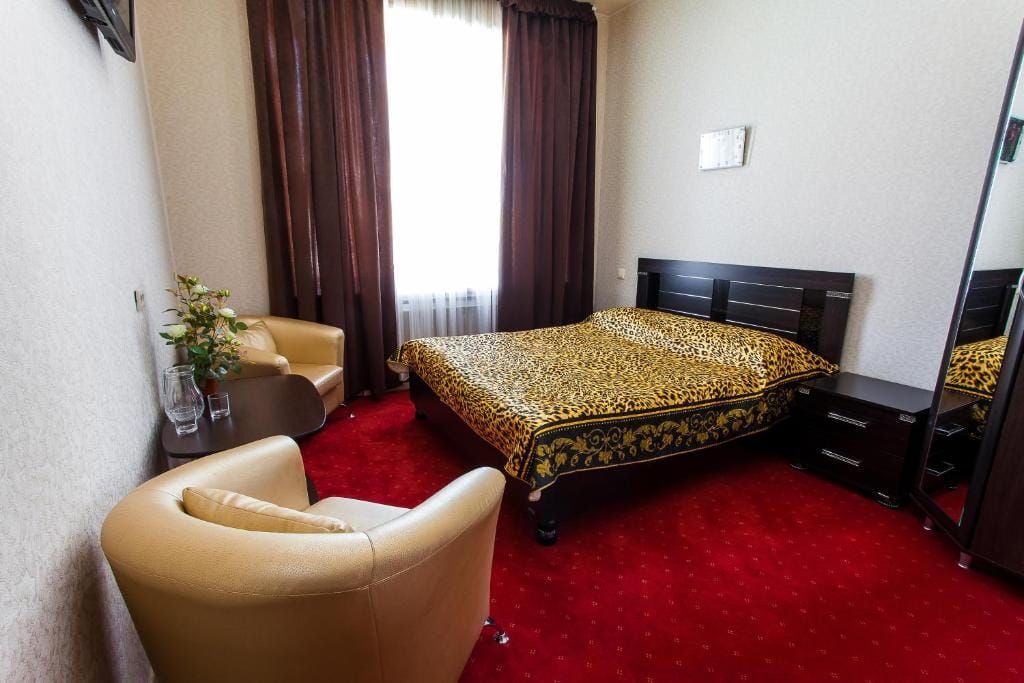 Арт — Двухместный номер с 1 кроватью полулюкс