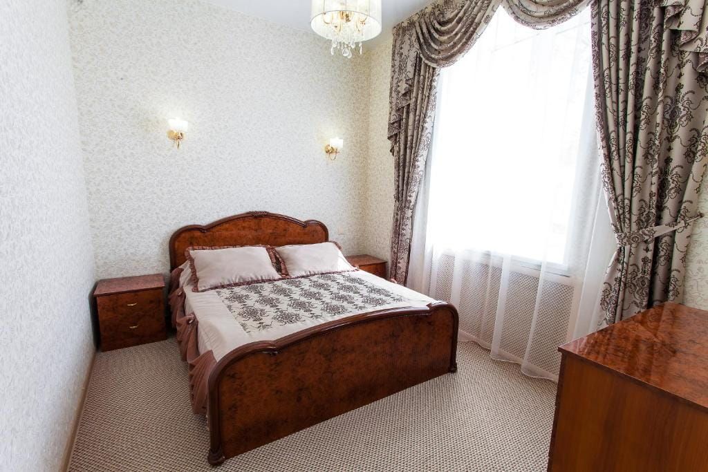 Арт — Четырёхместный номер люкс