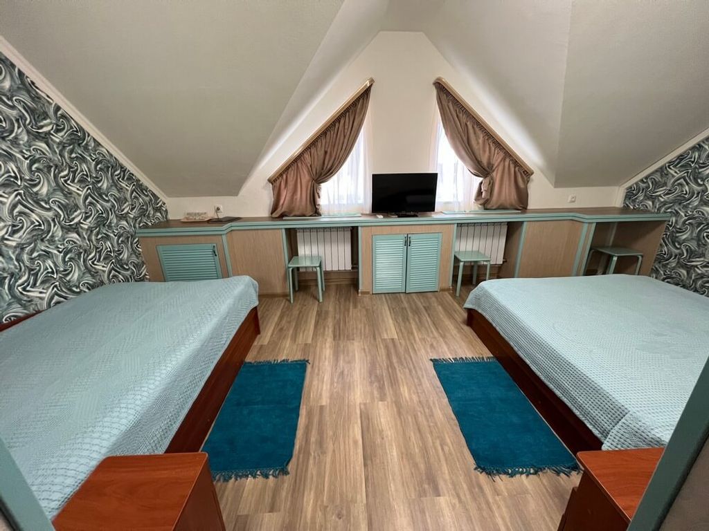 Колыба — Двухместный номер с 2 отдельными кроватями с дополнительным местом