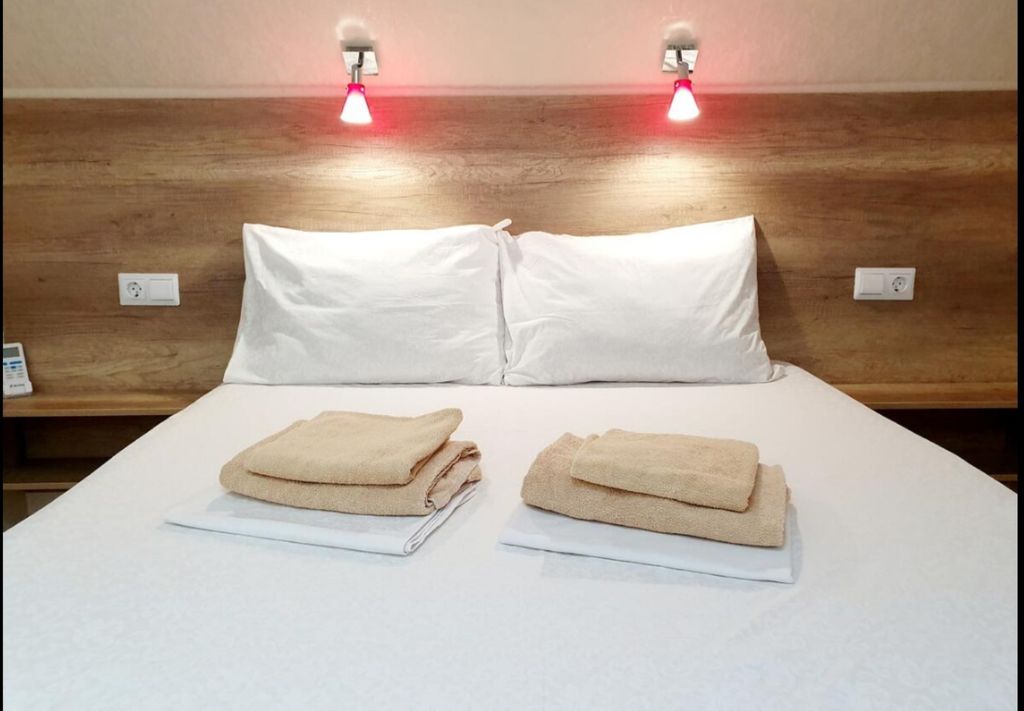 Флагман2 — Одноместный номер стандартный на мансардном этаже