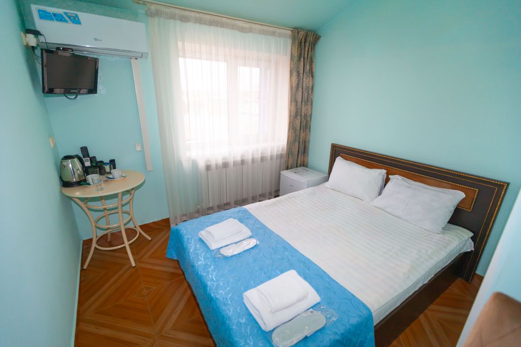 MaxxRoyal — Двухместный номер с 1 кроватью маленький со всеми удобствами, цвет морской волны