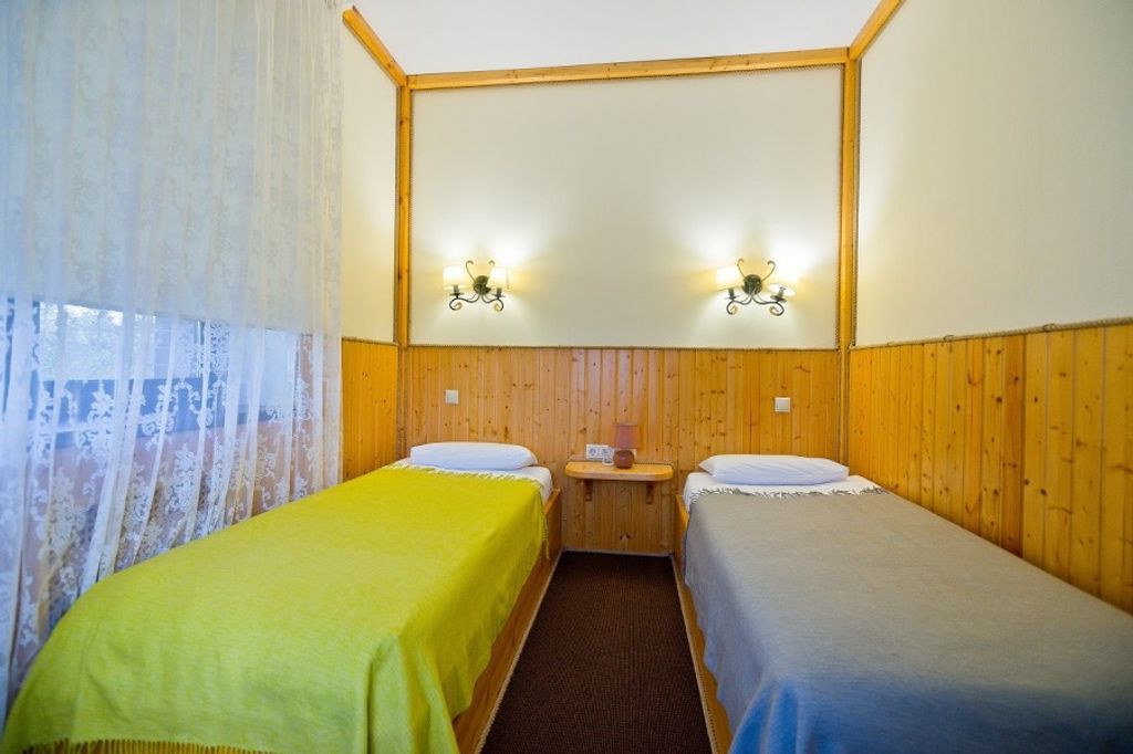 Полина — Двухместный номер с 2 отдельными кроватями стандарт