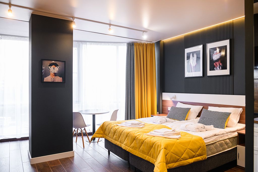 Демократ на Краснопутиловской — Двухместный номер с 1 кроватью просторный люкс