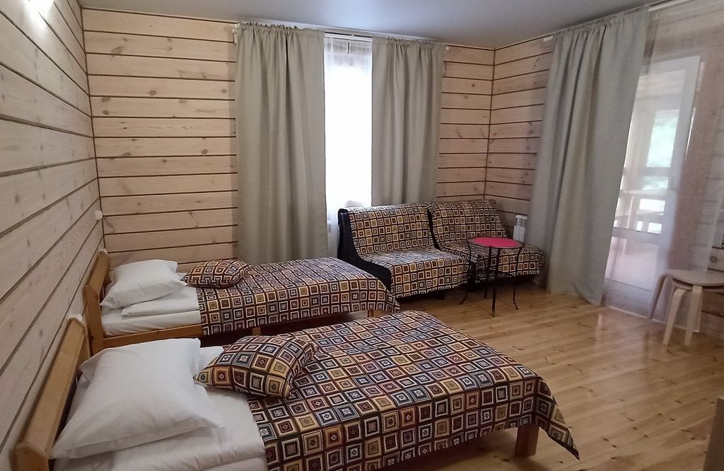 Подгорица Алтай-парк-отель — Семейный номер стандарт однокомнатный с террасой 2+2 твин