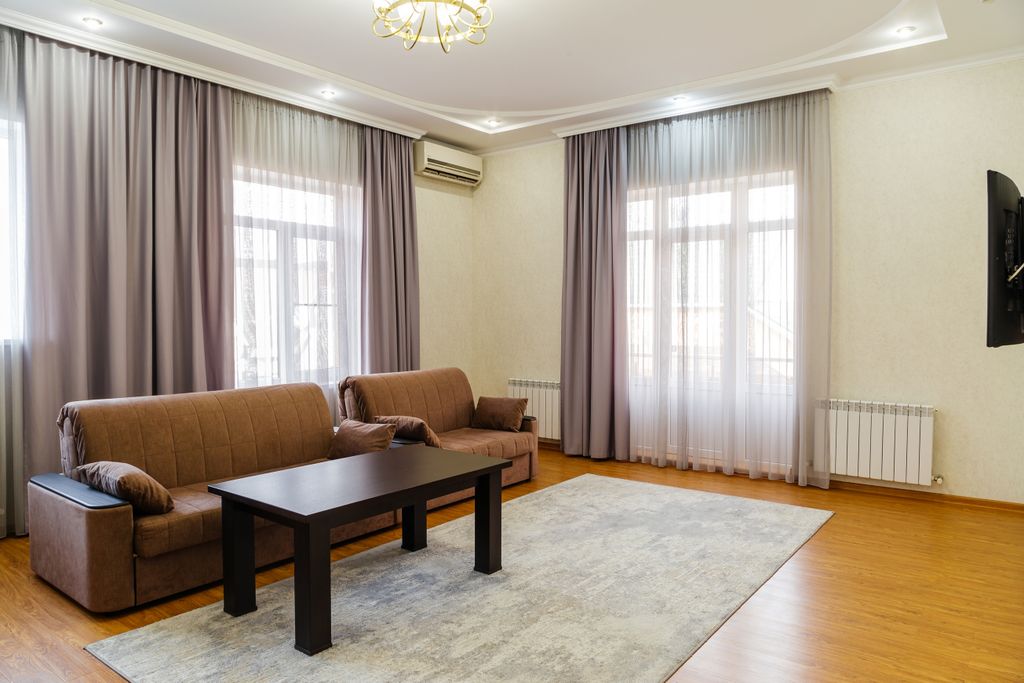 Золотая звезда — Семейный номер люкс с балконом