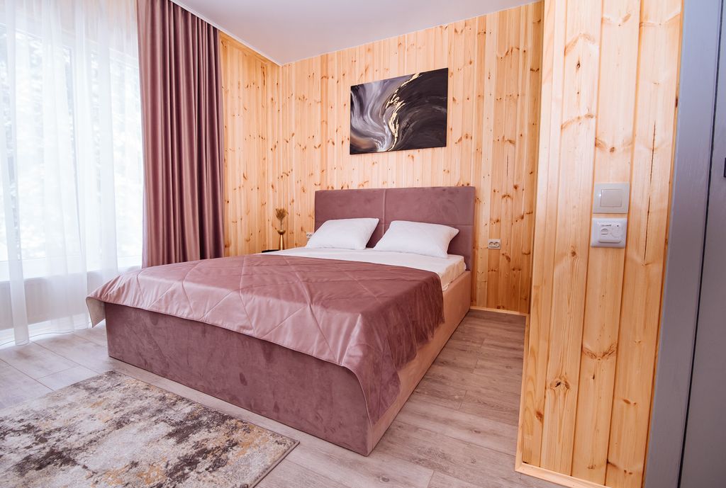 Брусника — Трёхместный номер Стандарт