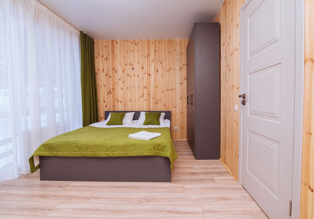 Брусника — Апартаменты Люкс