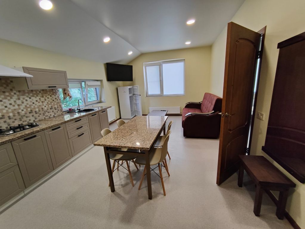 У Никольского — Четырёхместный номер 4