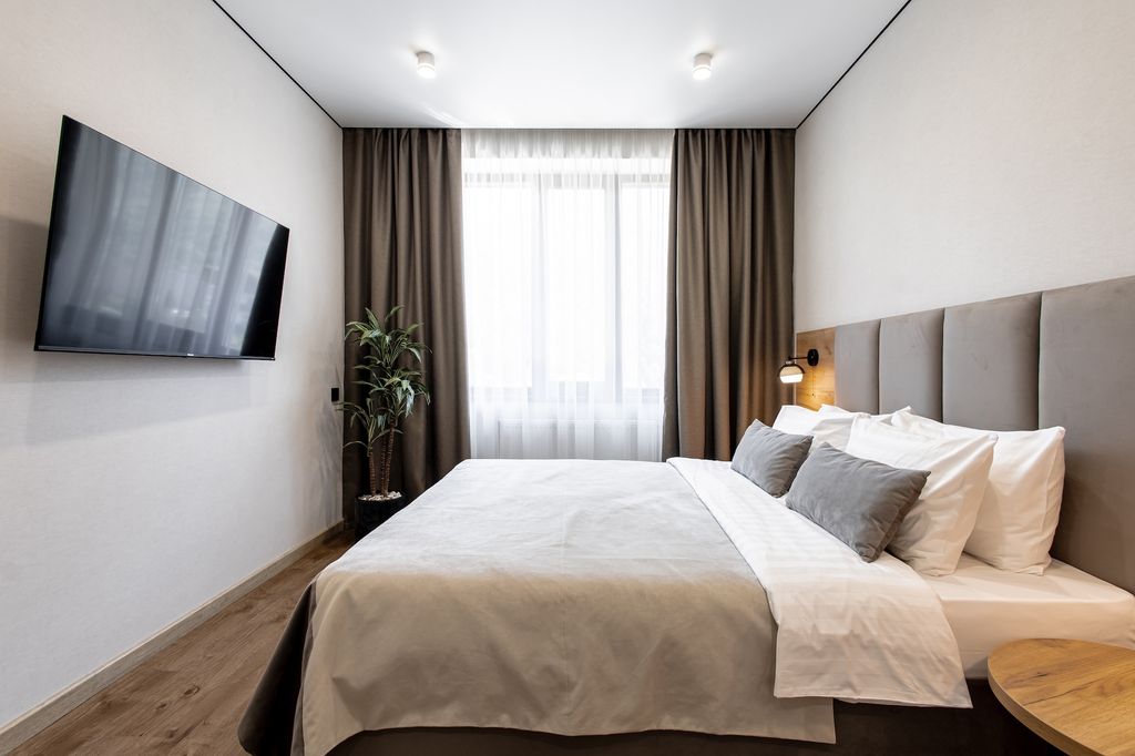 Регул — Апартаменты улучшенные с балконом