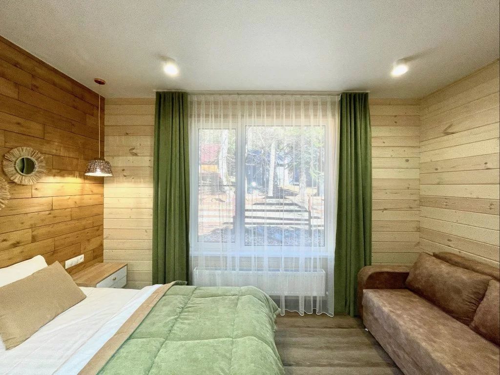 Liberty Village — Дом эко-коттедж Друзья