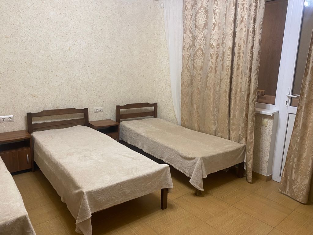 Антонина — Трёхместный номер стандарт