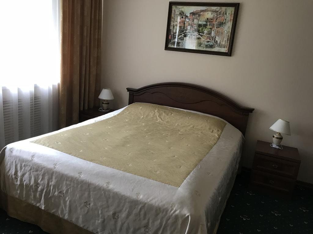 Смоленскотель — Двухместный номер с 1 кроватью люкс