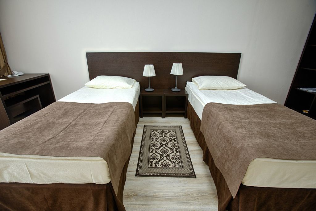 West — Двухместный номер с 2 отдельными кроватями улучшенный