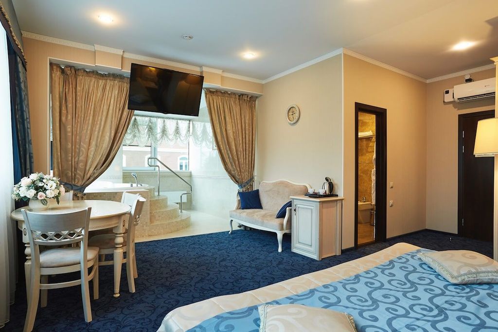 Европа — Двухместный номер с 1 кроватью люкс