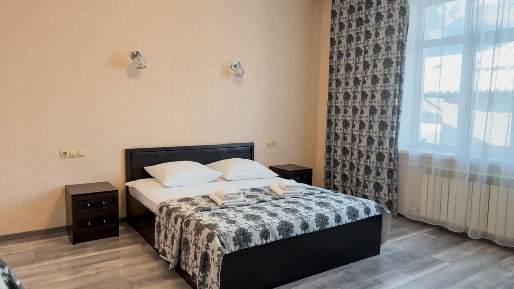 Кавказ — Двухместный номер с 2 отдельными кроватями стандарт 2 этаж