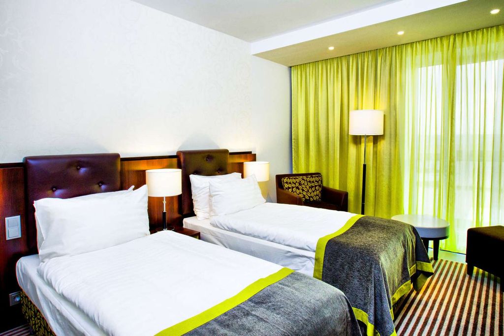 Амбассадор — Двухместный номер с 2 отдельными кроватями комфорт