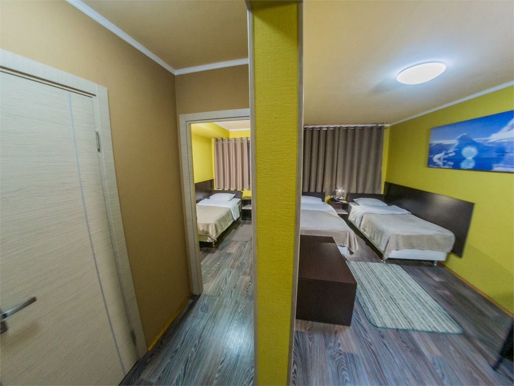 Smart — Трёхместный номер стандарт двухкомнатный