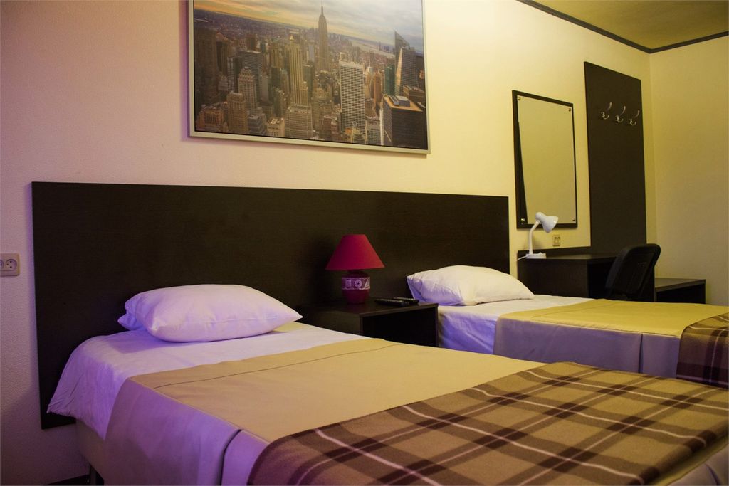 Discovery — Трёхместный номер корпоративный двухкомнатный