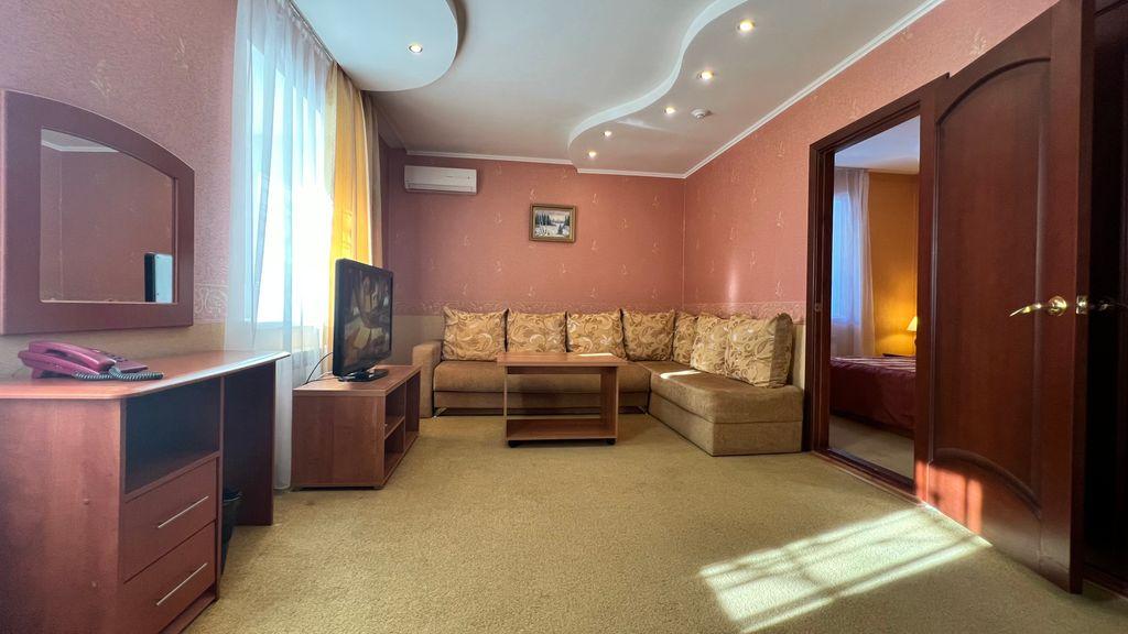 Бизнес отель Кострома — Двухместный номер с 1 кроватью полулюкс