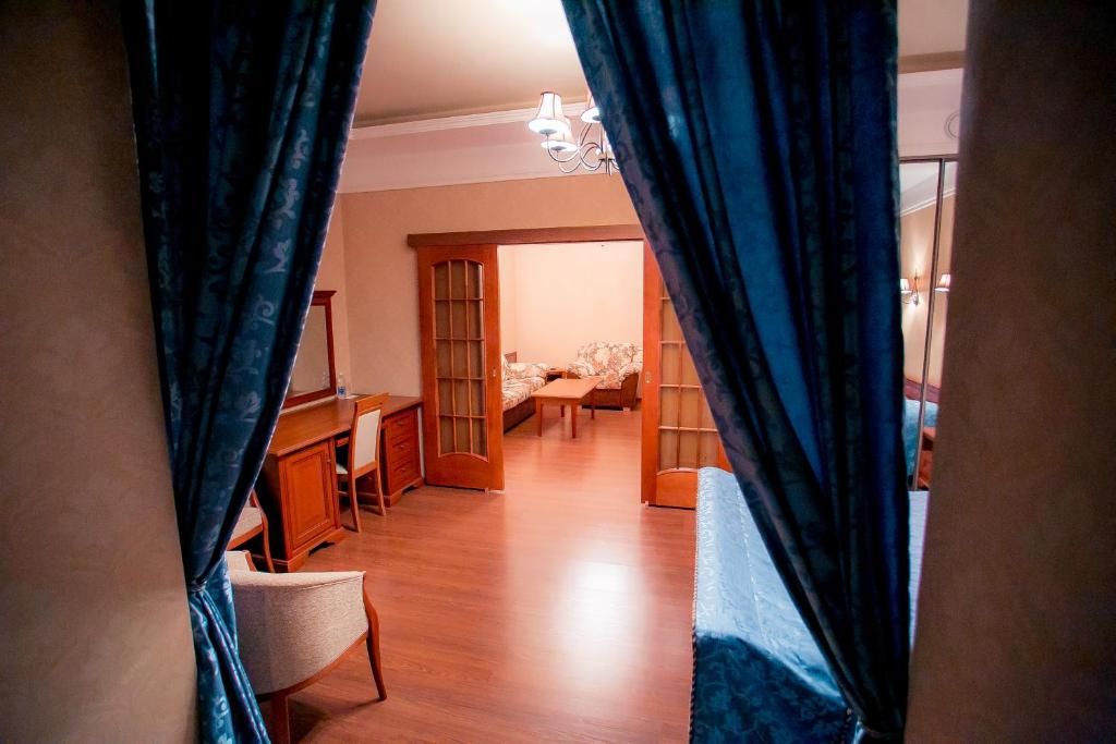 На Дворянской — Двухместный номер с 1 кроватью люкс