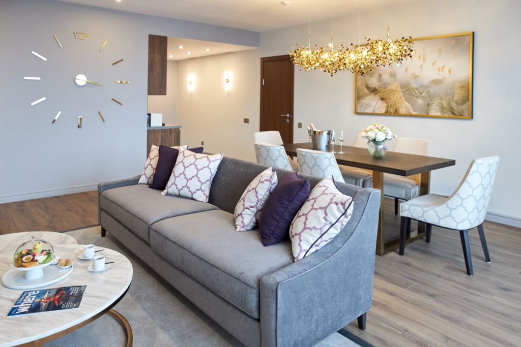 Lahta Plaza — Четырёхместный номер президентский люкс с видом на Финский залив