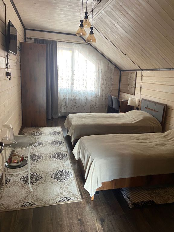 Ушба — Двухместный номер с 2 отдельными кроватями улучшенный