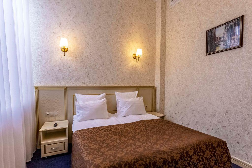 Golden Plaza — Двухместный номер с 1 кроватью комфорт улучшенный