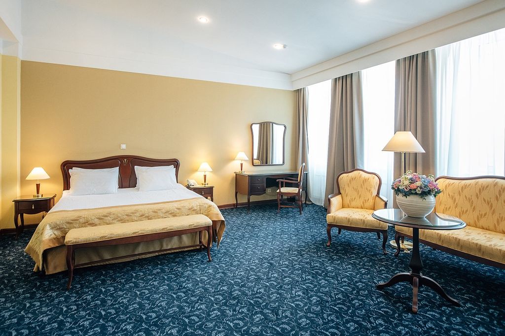 Солнце — Двухместный номер с 1 кроватью или 2 отдельными кроватями джуниор сьют