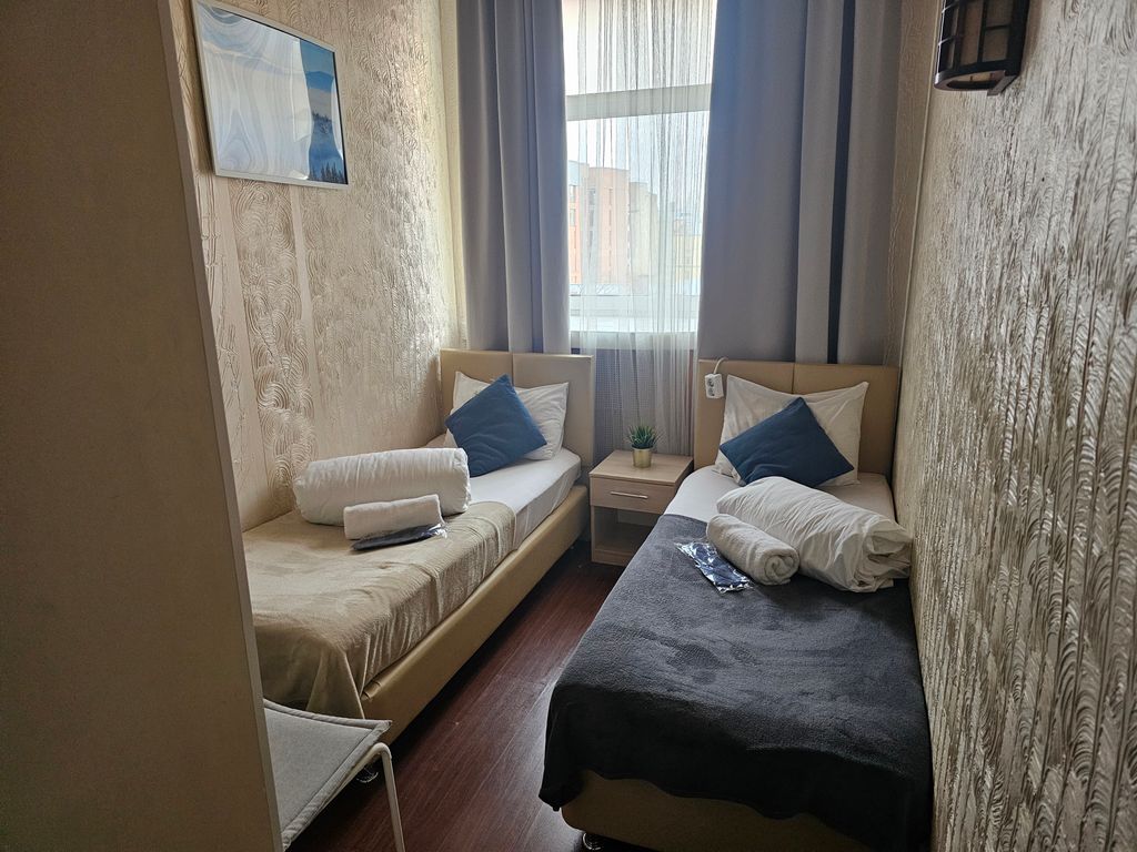 Апельсин-Центр — Двухместный номер с 2 отдельными кроватями категории стандарт