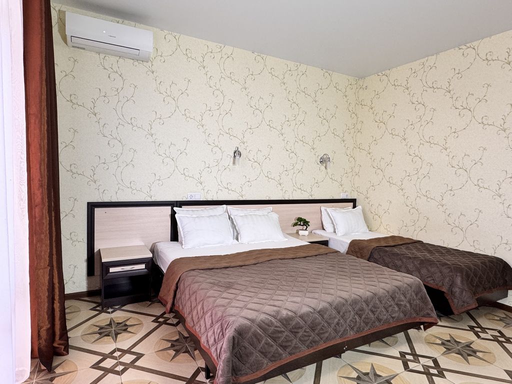 Наутилус — Четырёхместный номер полулюкс