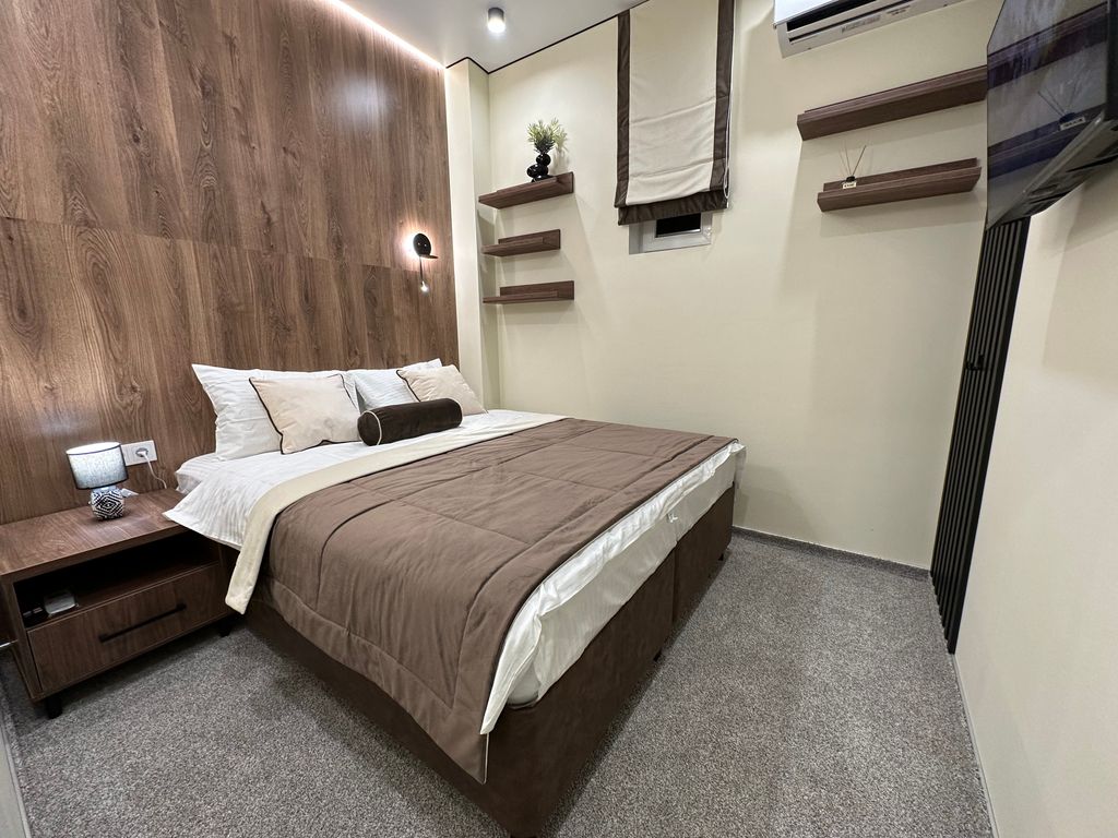 V2 — Апартаменты стандарт