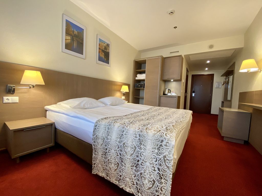 Ambassador — Двухместный номер с 1 кроватью улучшенный