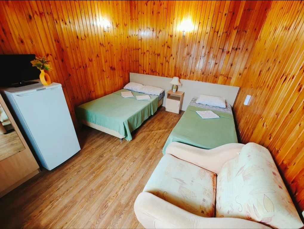 Элегант — Четырёхместный номер комфорт