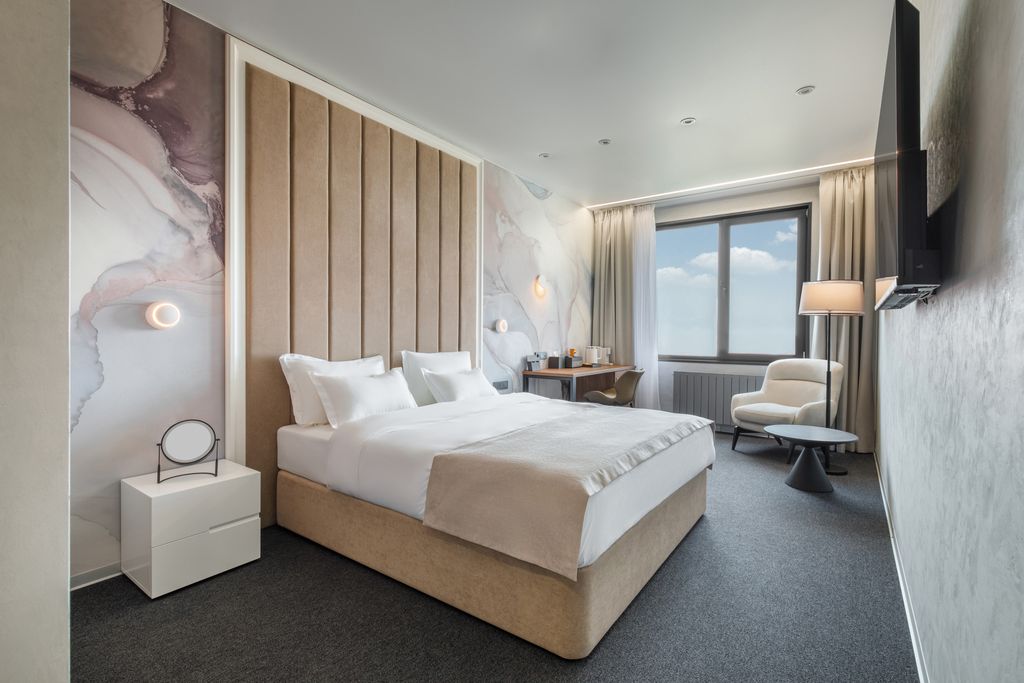 TFL Hotel Vladivostok — Двухместный номер с 1 кроватью улучшенный с видом на море