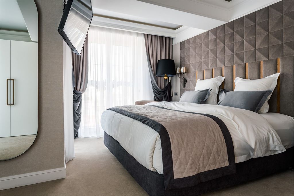 History — Двухместный номер с 1 кроватью Комфорт