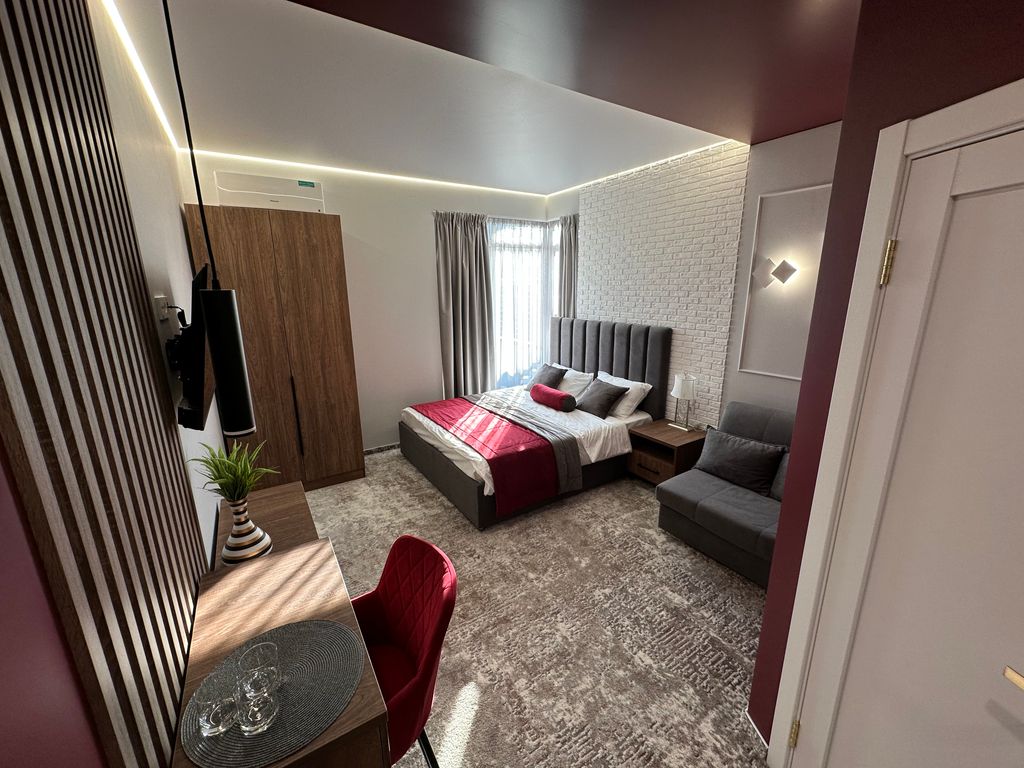 V2 — Четырёхместный номер Бордо