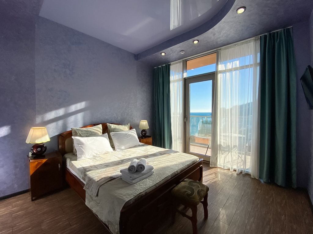 Art House — Апартаменты семейные люкс