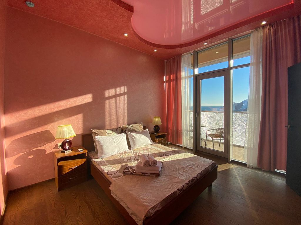 Art House — Апартаменты комфорт с видом на море