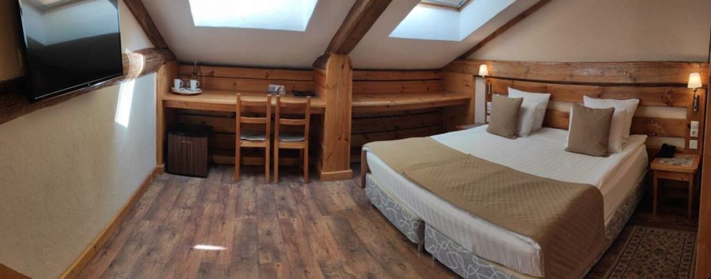 Маросейка 2/15 — Двухместный номер с 1 кроватью или 2 раздельными улучшенный Мансарда