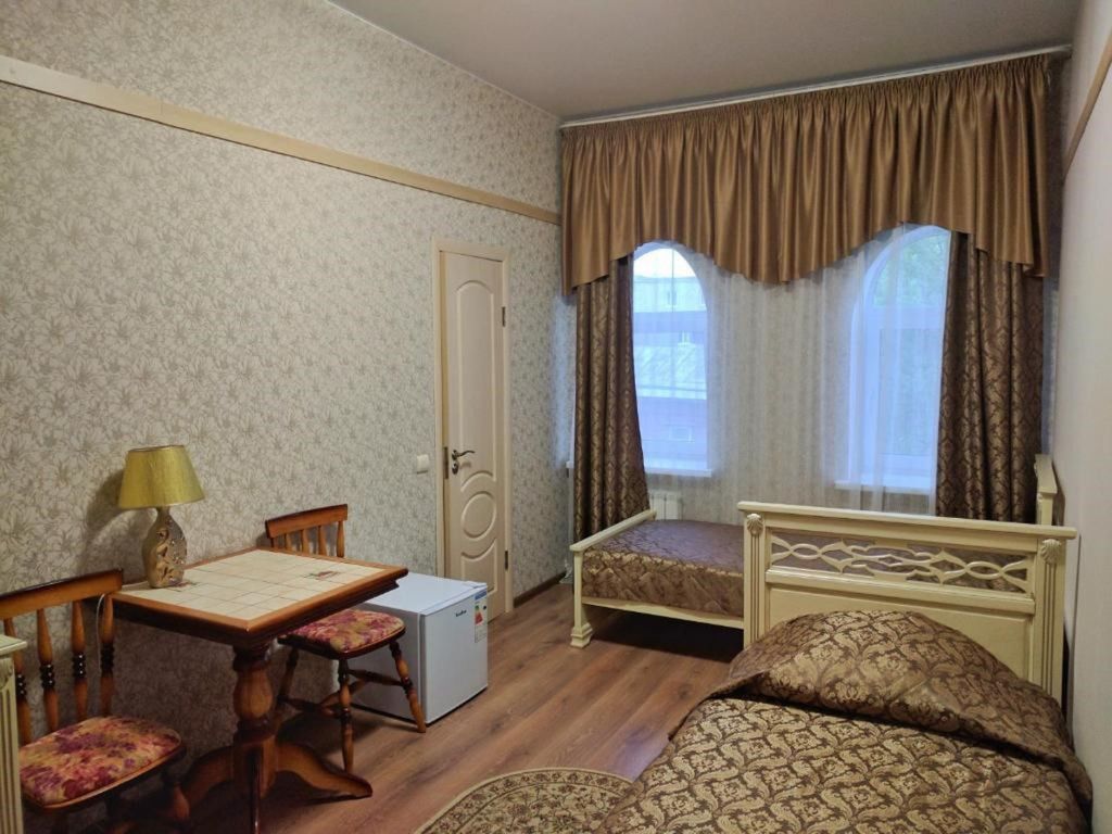 Три Богатыря — Двухместный номер с 2 отдельными кроватями 8. Стандартный