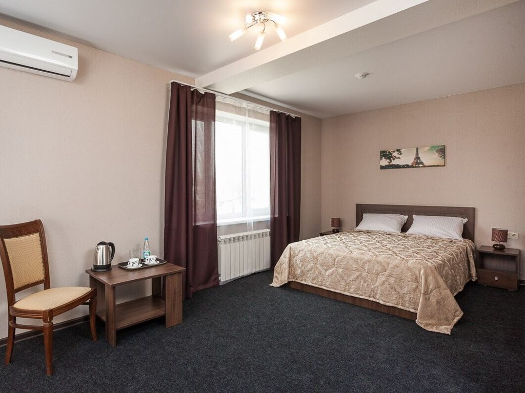 MirOtel — Двухместный номер с 1 кроватью улучшенный