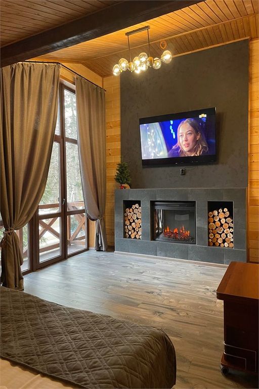 Velvet — Четырёхместный номер люкс