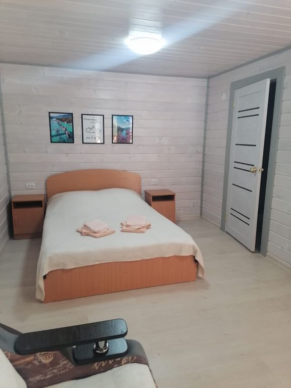 Русский дворик — Четырёхместный номер с видом на горы