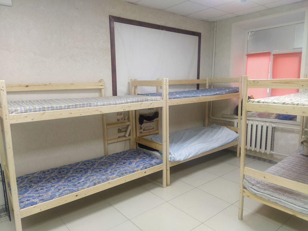 Народный — Многоместный мужской номер эконом