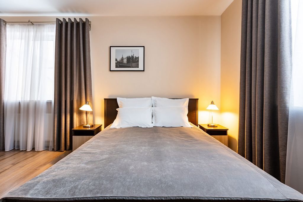 Подсолнух — Апартаменты люкс с одной спальней