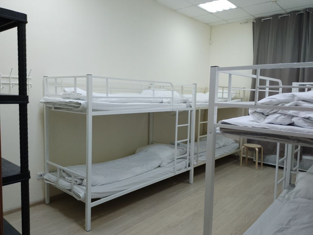 Все Медведи — Многоместный женский номер эконом (душ/туалет общий)