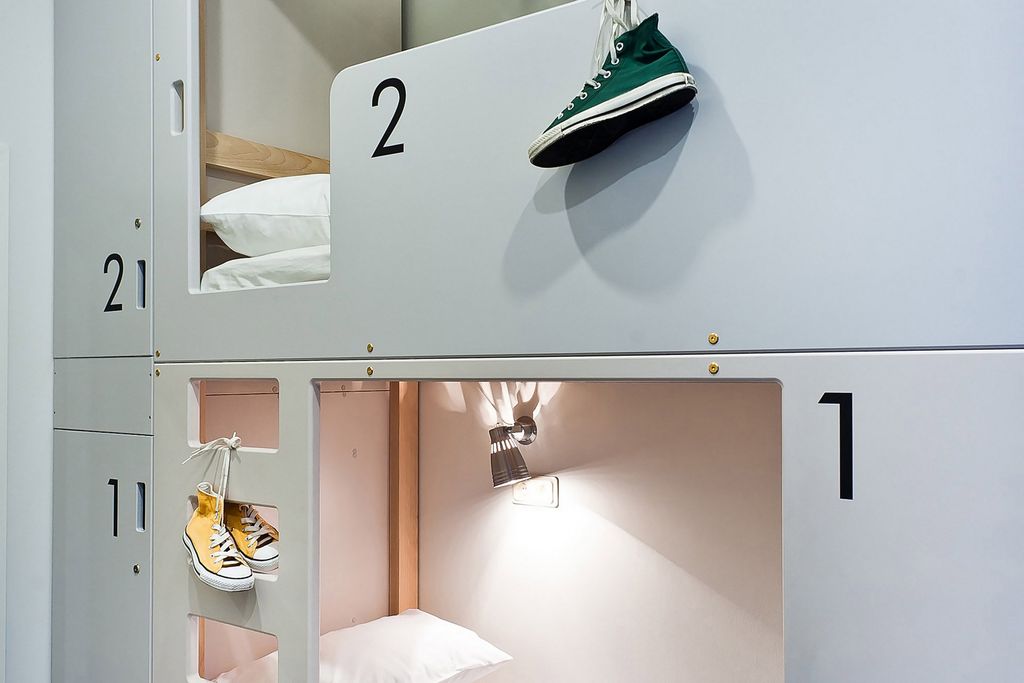 Друзья Граффити — Многоместный женский номер койко-место в 2-х местном