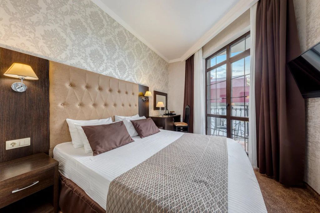 Бутик-Астерия — Двухместный номер с 1 кроватью Комфорт с балконом